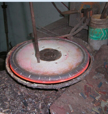 Dobra cena Wysokiej częstotliwości podgrzewacz indukcyjny Hf-15kw (słodzenie, spawanie) w Internecie