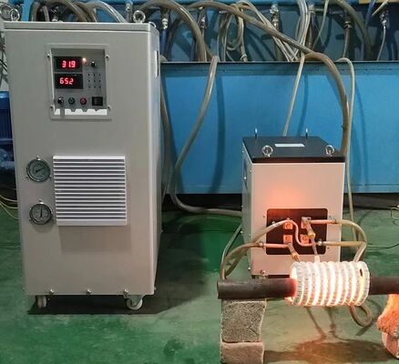 Dobra cena China Produkcja fabryczna Cena bezpośrednia Mf-80kw Średnio częstotliwościowa maszyna grzewcza indukcyjna do tłumienia i grzania części metalowych w Internecie